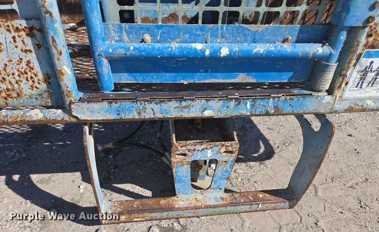 image for item YA1075 2004 Genie Z45 boom lift