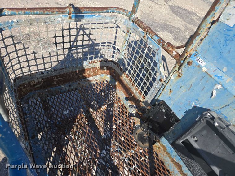 image for item YA1075 2004 Genie Z45 boom lift