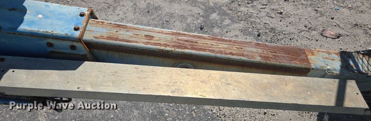 image for item YA1075 2004 Genie Z45 boom lift