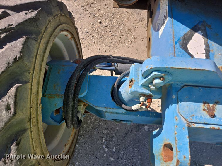 image for item YA1075 2004 Genie Z45 boom lift