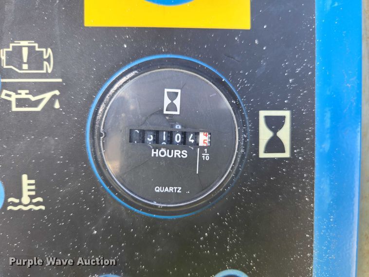 image for item YA1075 2004 Genie Z45 boom lift