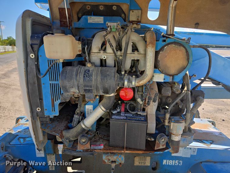 image for item YA1075 2004 Genie Z45 boom lift