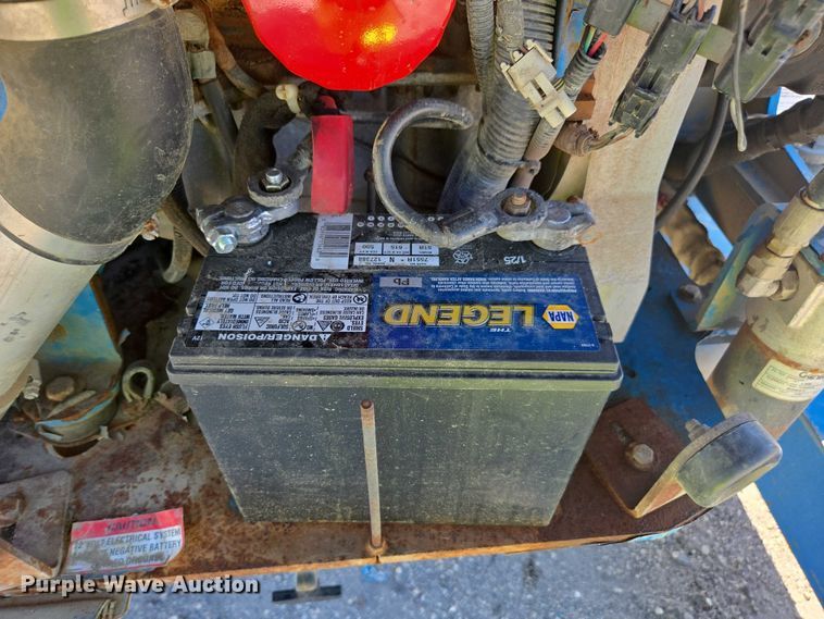 image for item YA1075 2004 Genie Z45 boom lift