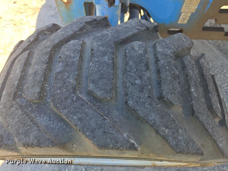 image for item YA1075 2004 Genie Z45 boom lift