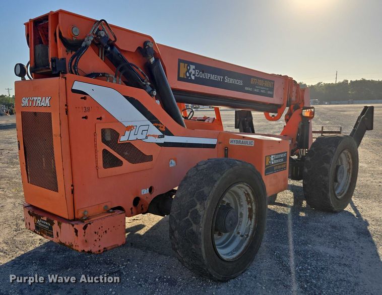 image for item YA1077 2014 JLG 10054 telehandler