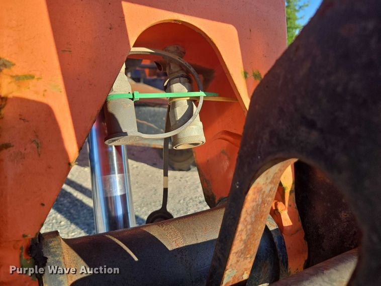 image for item YA1077 2014 JLG 10054 telehandler