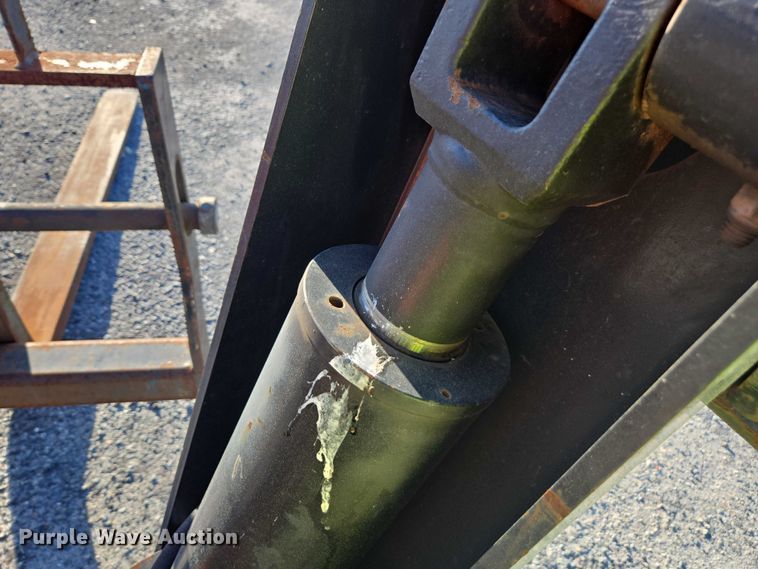 image for item YA1077 2014 JLG 10054 telehandler