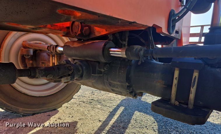 image for item YA1077 2014 JLG 10054 telehandler