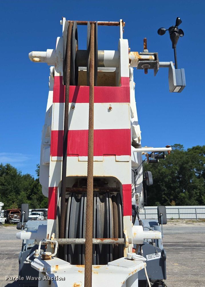 image for item YA1078 2013 Zoomlion RT55 crane