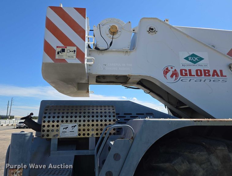 image for item YA1078 2013 Zoomlion RT55 crane