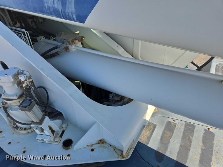 image for item YA1078 2013 Zoomlion RT55 crane