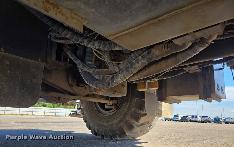 image for item YA1078 2013 Zoomlion RT55 crane