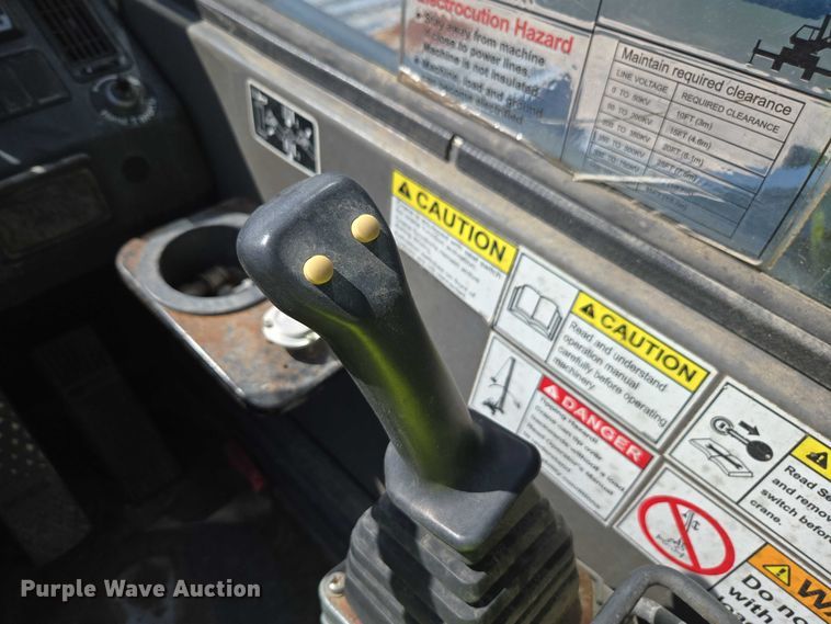 image for item YA1078 2013 Zoomlion RT55 crane