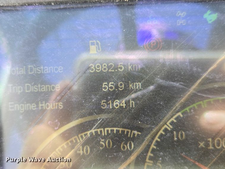 image for item YA1078 2013 Zoomlion RT55 crane