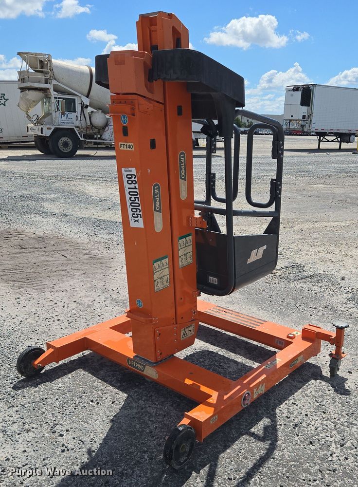 image for item YA1081 JLG FT70 vertical lift
