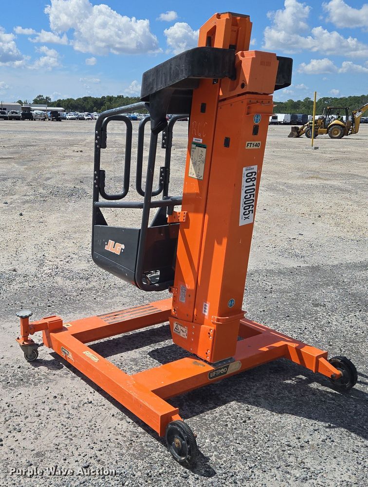 image for item YA1081 JLG FT70 vertical lift