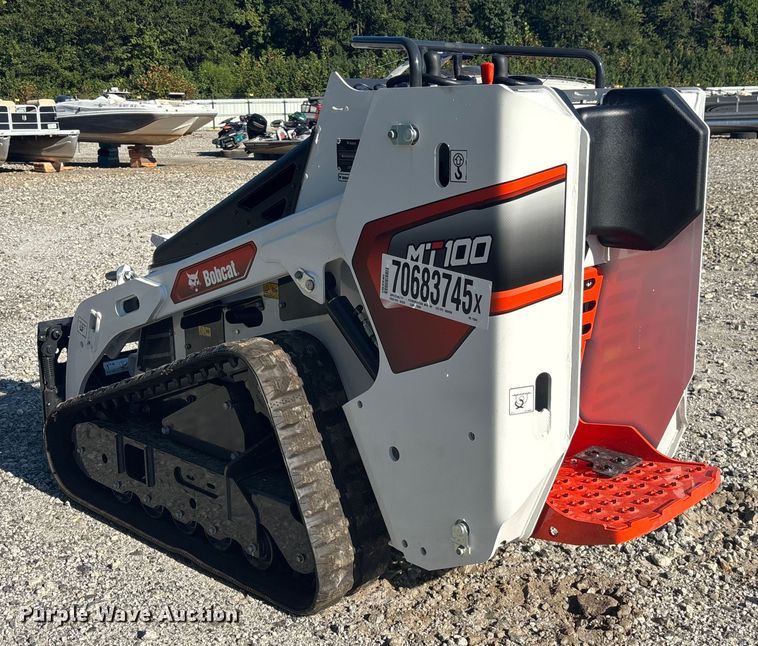 image for item YA1084 2025 Bobcat MT100 compact utility loader