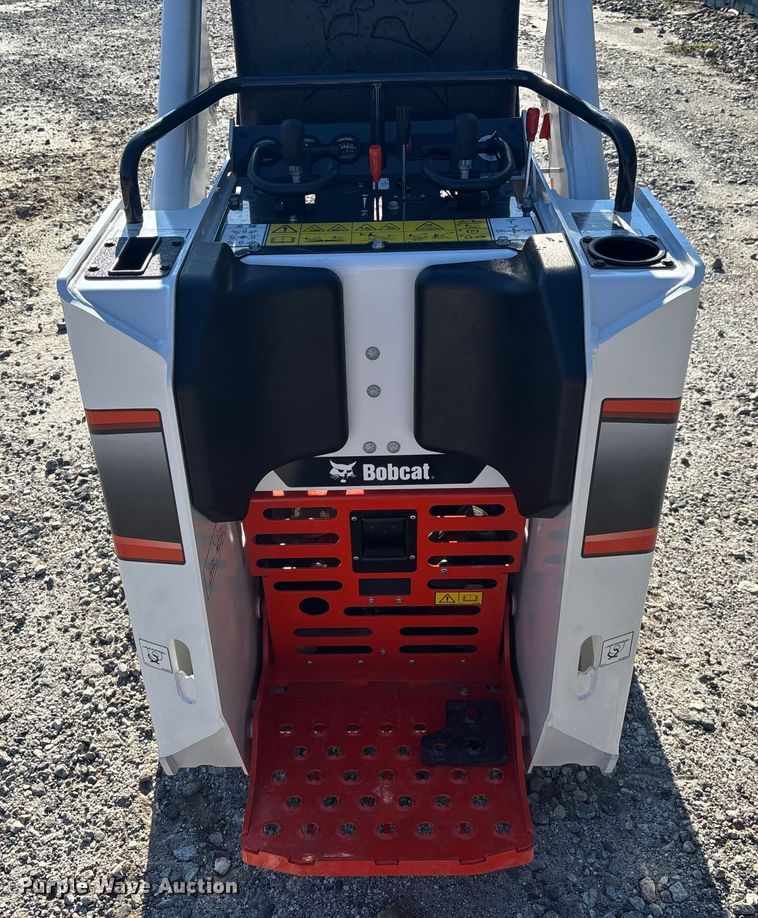 image for item YA1084 2025 Bobcat MT100 compact utility loader