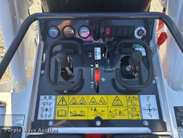 image for item YA1084 2025 Bobcat MT100 compact utility loader