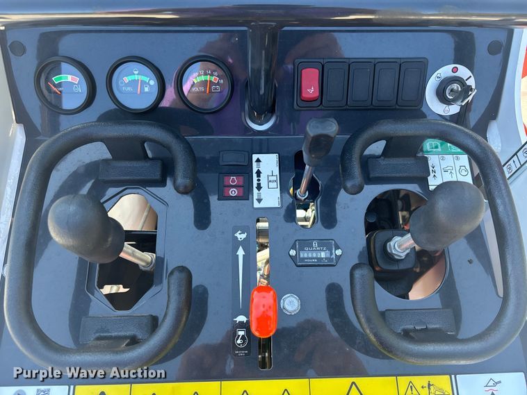 image for item YA1084 2025 Bobcat MT100 compact utility loader