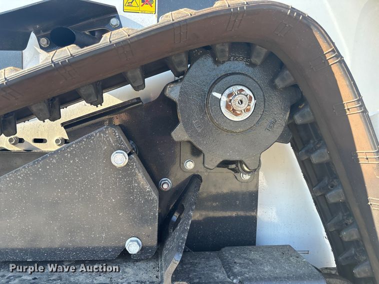 image for item YA1084 2025 Bobcat MT100 compact utility loader