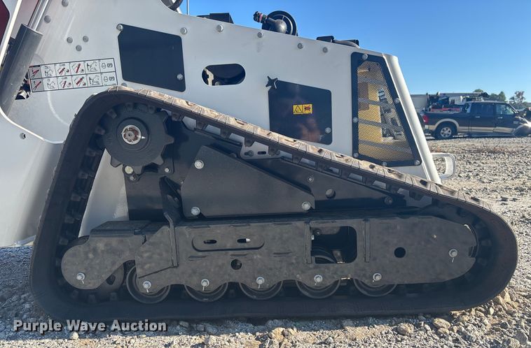 image for item YA1084 2025 Bobcat MT100 compact utility loader