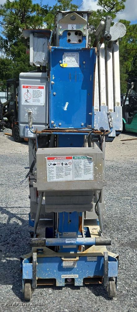 image for item YA1085 2018 Genie AWP-30S vertical lift