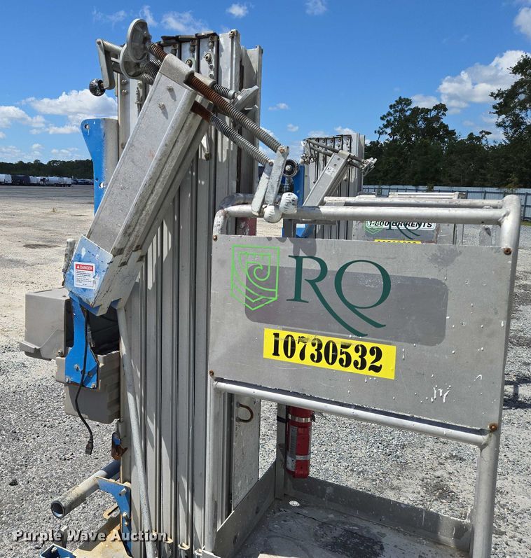 image for item YA1085 2018 Genie AWP-30S vertical lift