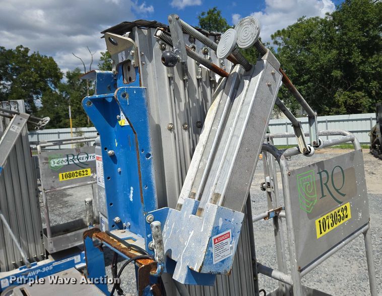 image for item YA1085 2018 Genie AWP-30S vertical lift