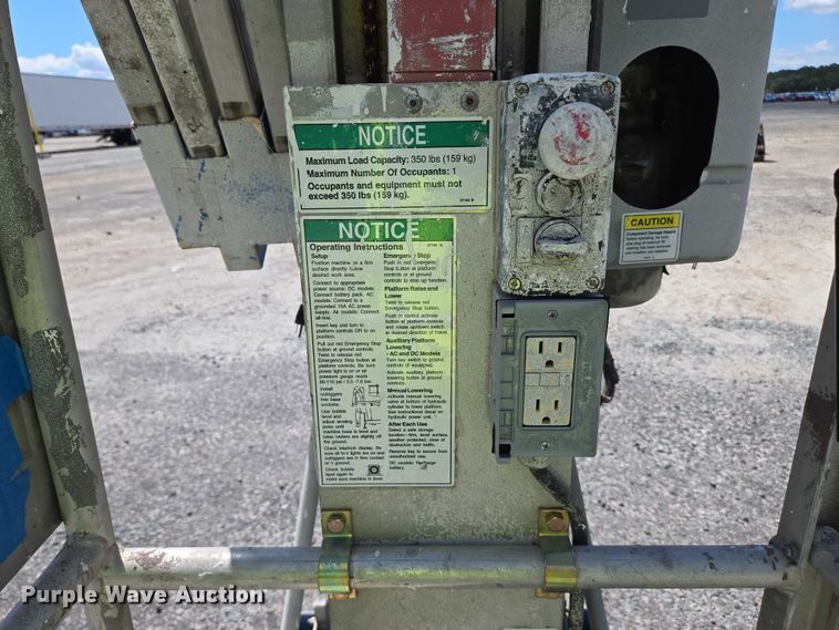 image for item YA1085 2018 Genie AWP-30S vertical lift