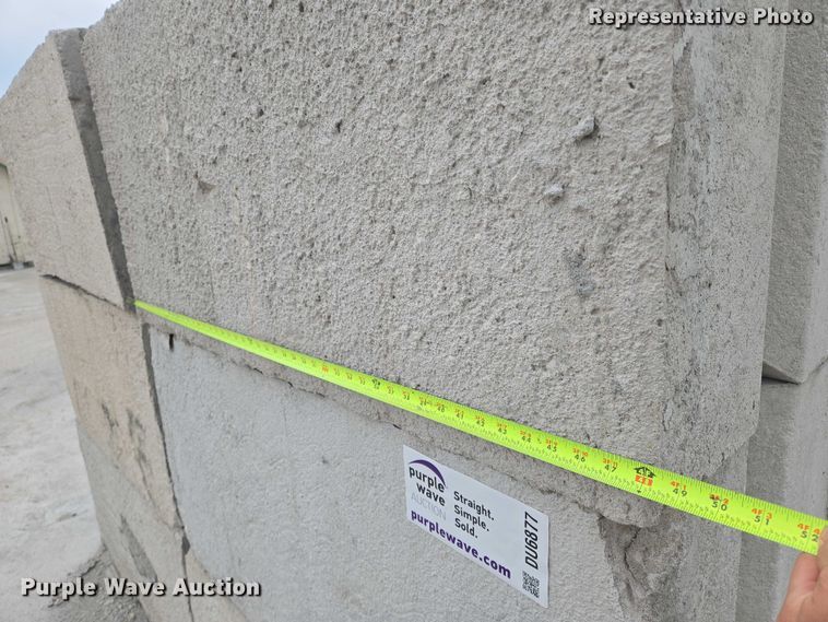 image for item ZA0706 (24) concrete edge bunker blocks