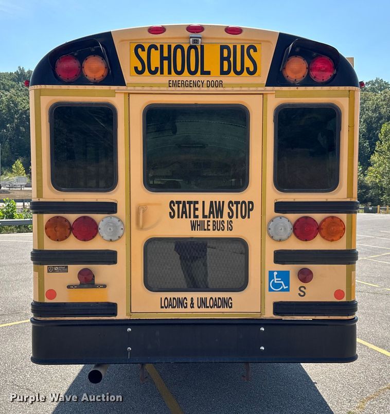 image for item DO2244 2008 IC PB105 school bus