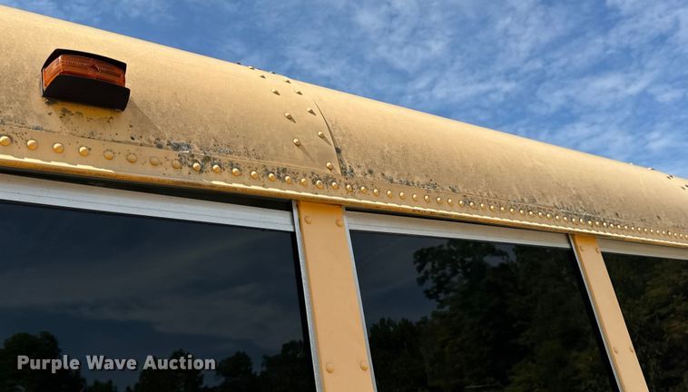 image for item DO2244 2008 IC PB105 school bus