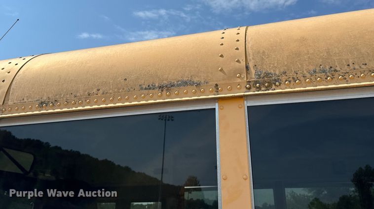 image for item DO2244 2008 IC PB105 school bus