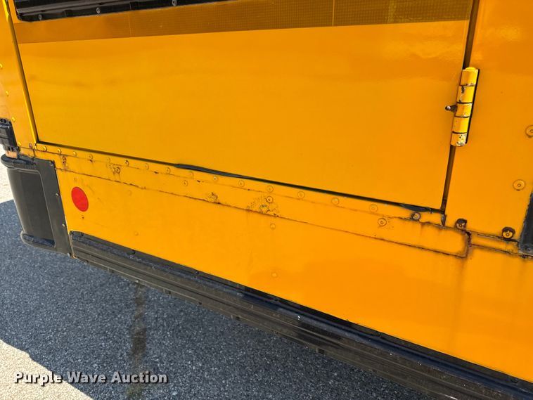 image for item DO2244 2008 IC PB105 school bus