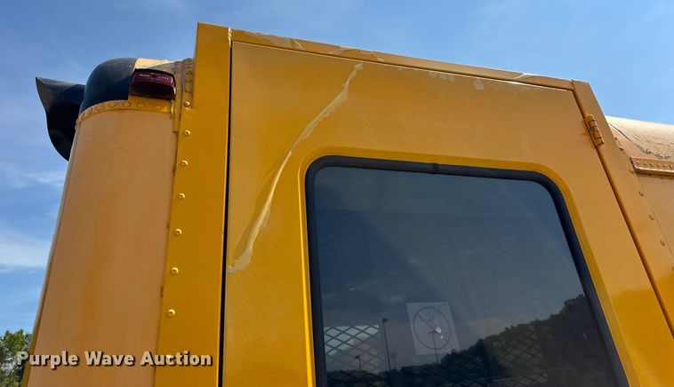 image for item DO2244 2008 IC PB105 school bus