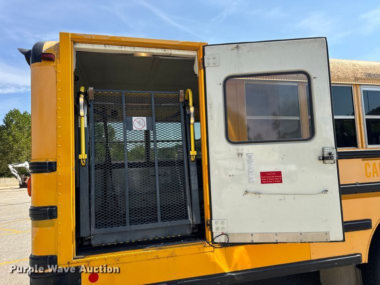 image for item DO2244 2008 IC PB105 school bus