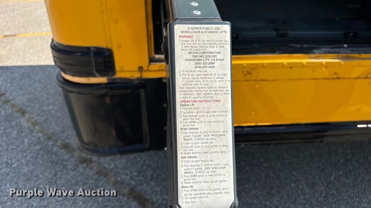 image for item DO2244 2008 IC PB105 school bus