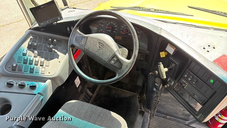 image for item DO2244 2008 IC PB105 school bus