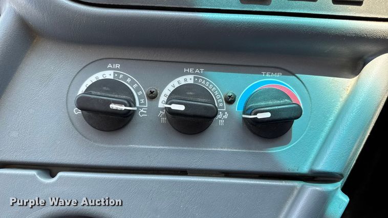 image for item DO2244 2008 IC PB105 school bus