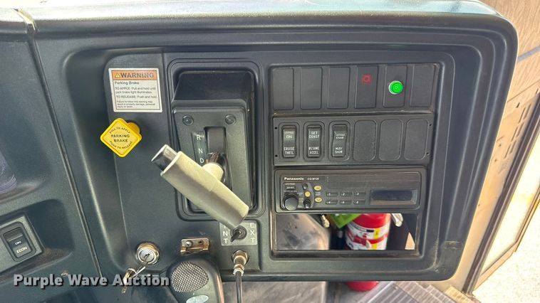 image for item DO2244 2008 IC PB105 school bus