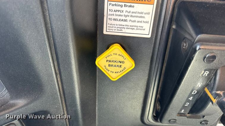 image for item DO2244 2008 IC PB105 school bus