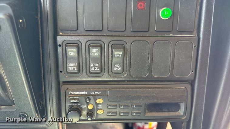 image for item DO2244 2008 IC PB105 school bus