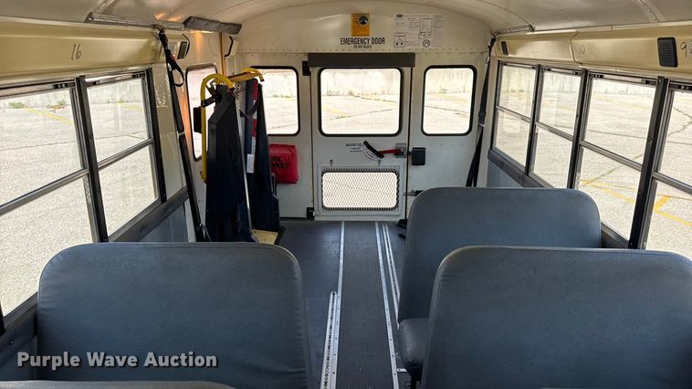 image for item DO2244 2008 IC PB105 school bus