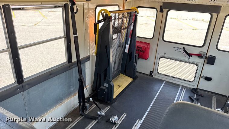 image for item DO2244 2008 IC PB105 school bus