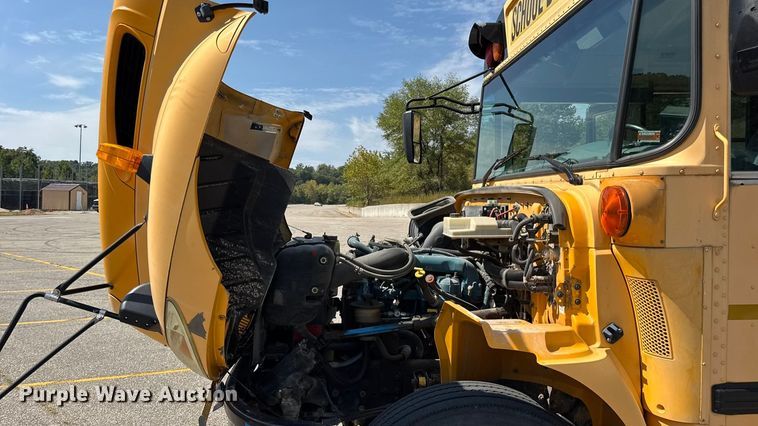 image for item DO2244 2008 IC PB105 school bus