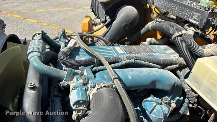 image for item DO2244 2008 IC PB105 school bus