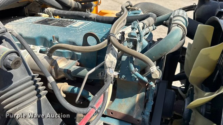 image for item DO2244 2008 IC PB105 school bus