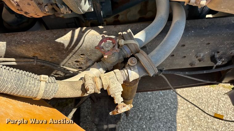 image for item DO2244 2008 IC PB105 school bus