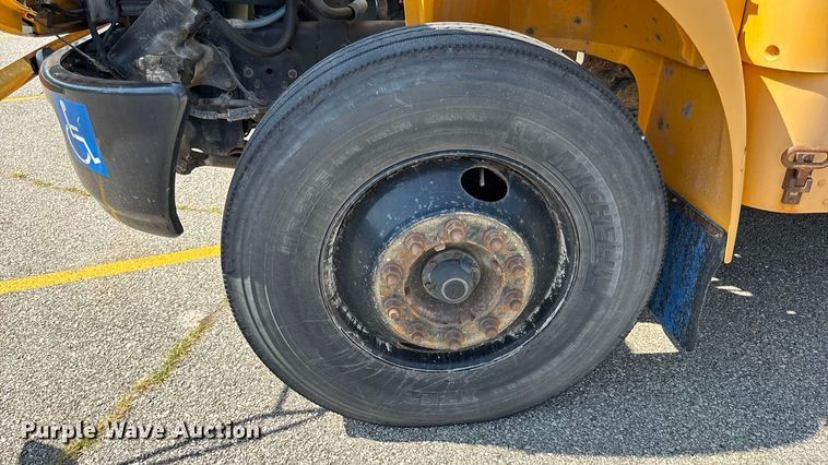 image for item DO2244 2008 IC PB105 school bus